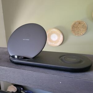 Samsung - 7.5W Wireless Charger Duo - BlackModel: EP-N6100